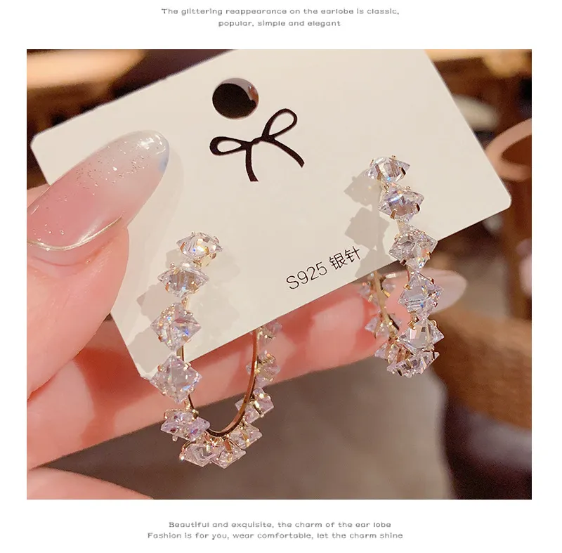 Women's Korean Style Shiny Hoop Earrings